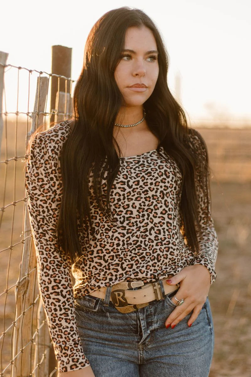 Leopard babe